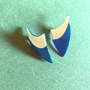 Vintage Earrings - Blue & White Shield Earrngs